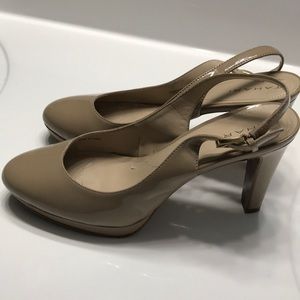 Nude size 8 heels 💥BOGO💥